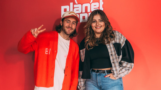 benjamin ingrosso tanzt zu seinem neuen song 'kite' im planet tower