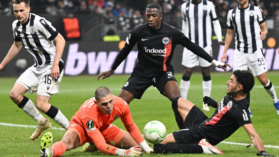 Conference League: Eintracht Frankfurt unterliegt PAOK Saloniki 1:2