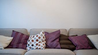 Germersheim: Kind geht auf Sofa "verloren" - Suchaktion mit