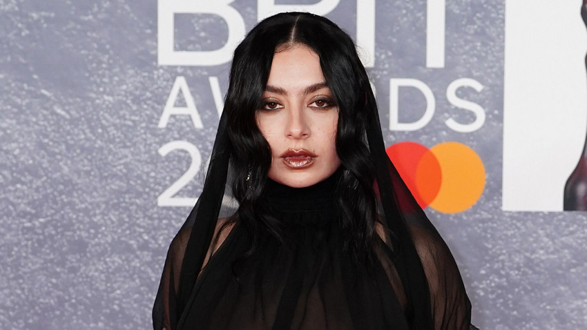 Charli xcx heiratet zum zweiten Mal