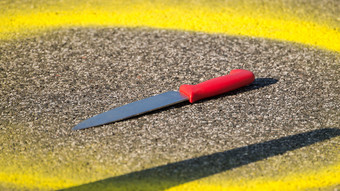 Festnahme in Frankfurt: Jugendlicher bedroht Kinder mit Messer