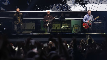 Mann stürzt bei Oasis-Konzert in London und stirbt