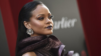 rihanna: veröffentlicht: macht dessous für mütter