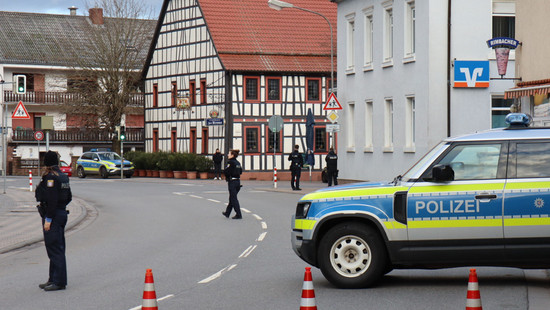 Nach Geiselnahme in Rimbach: Tatverdächtiger sitzt in U-Haft
