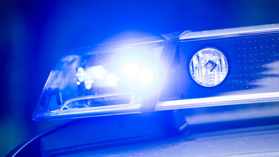 Betrunkener bedroht Verwandte mit Messer in Rüdesheim