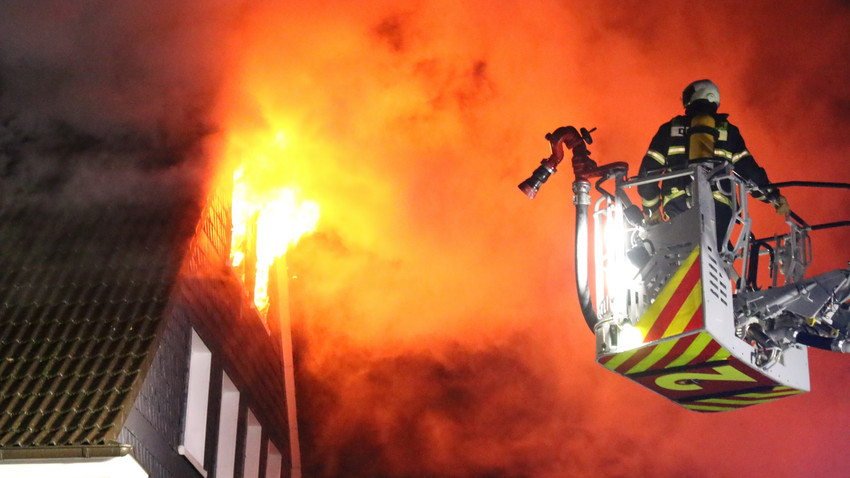 Feuer in Gelnhausen: Hund stirbt - Bewohnerin verletzt