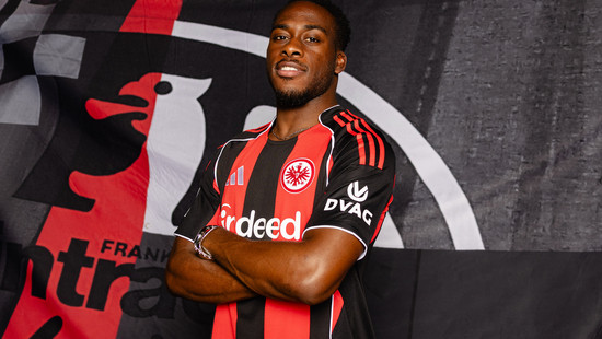 Jetzt endlich perfekt: Kalimuendo stürmt für die Eintracht