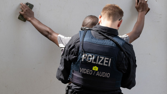 23.000 Polizeihandys machen Hessens Polizei digital