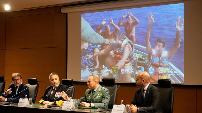 U-Boot mit fast 7 Tonnen Kokain vor Azoren entdeckt