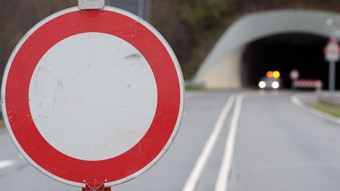 Weinheim: Saukopftunnel wegen "Sicherheitsrisikos" länger gesperrt