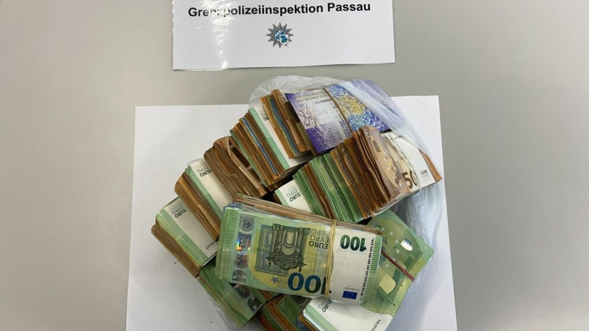Rätselhaftes Geld: 150.000 in bar im ICE Zug nach Wien