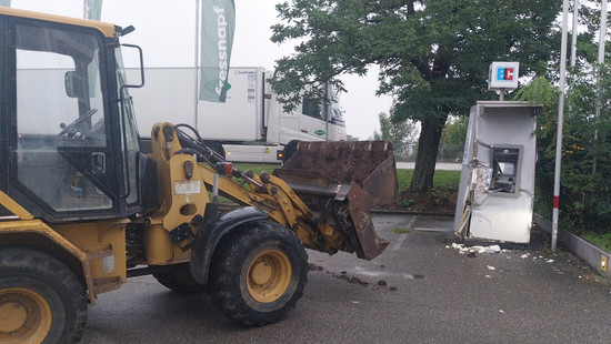 Kreative Bagger-Diebe in Worms: Ohne Beute wieder abgehauen