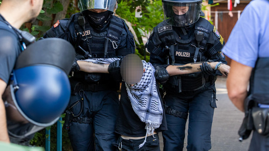 So lief der Großeinsatz: Uni-Gebäude in Gießen geräumt