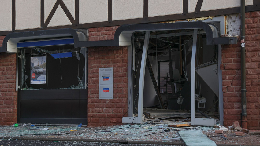 Geldautomat in Jossgrund gesprengt: 3 Tatverdächtige festgenommen