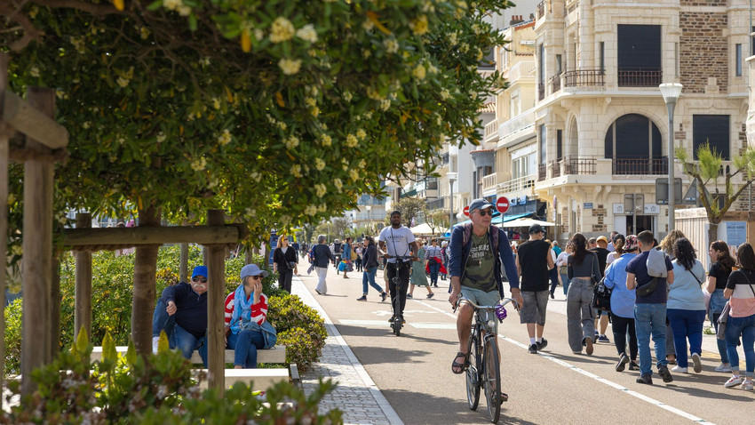 Französischer Badeort verbietet nackte Oberkörper in Straßen