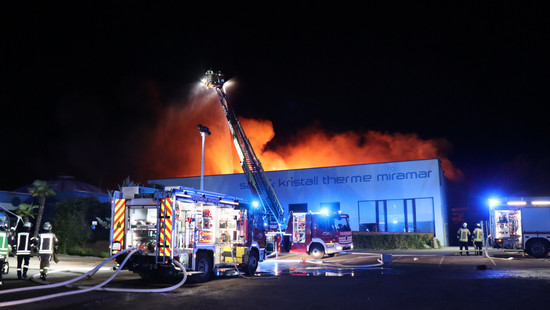 Nach Großbrand im Miramar - Bad und Saunalandschaft weiter dicht