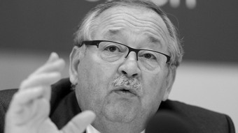 Trauer um Landtagspräsident Norbert Kartmann