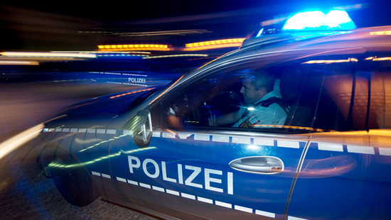 Jugendlichen umgefahren: Männer stoppen Autodieb in Wildflecken