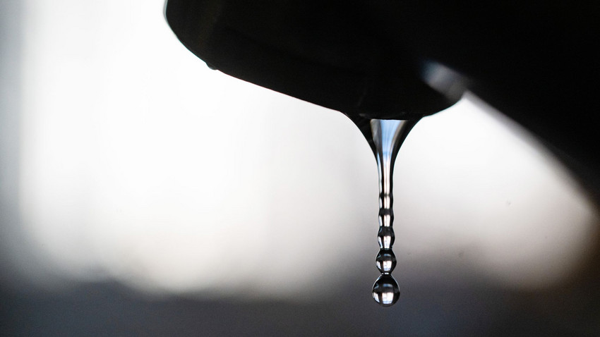 Komischer Geruch in Staufenberg: Menschen sollen Trinkwasser abkochen