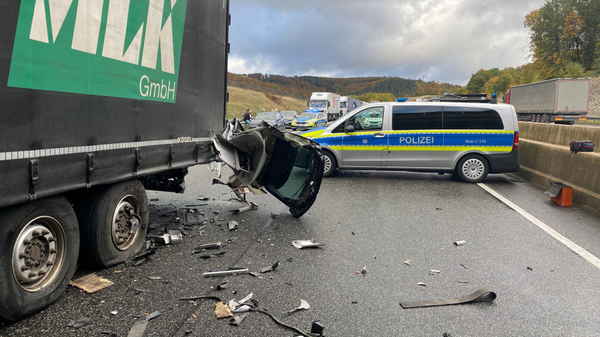 11-Jährige stirbt bei Unfall auf A4 bei Friedewald