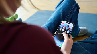 Umfrage: Hälfte der Teenager für Social-Media-Altersgrenzen