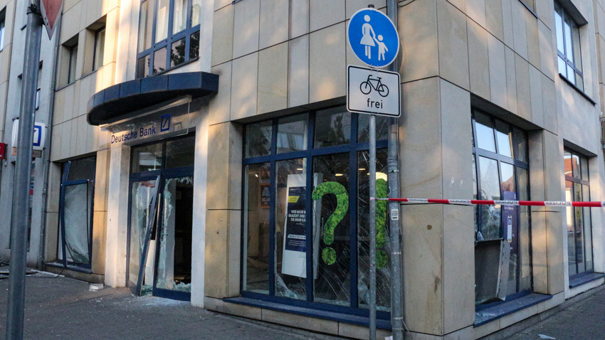 Hessen fordert härtere Strafen für Geldautomaten-Sprenger