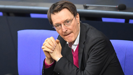 Kreisklinik Groß-Gerau verklagt Bundesgesundheitsminister Lauterbach