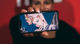 stars im tower: kim petras