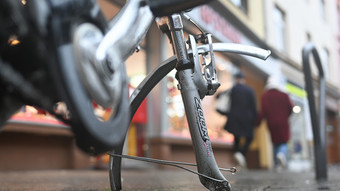Frankfurt kämpft mit Schrott-Fahrrad-Flut