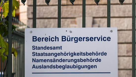 Männlich, weiblich, divers - Selbstbestimmungsgesetz geht an den Start