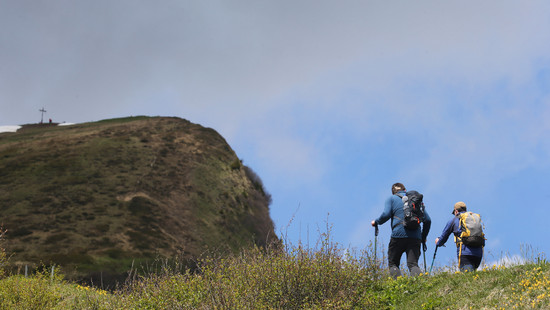 Mit Badelatschen in die Berge – Rettungsaktion für zwei Hessen
