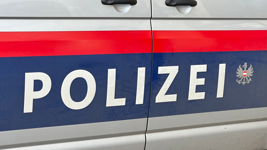 Auto eines Deutschen fängt in Pfändertunnel in Österreich Feuer