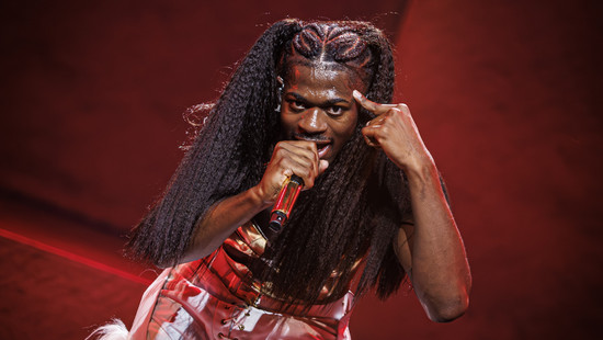 Lil Nas X: Lähmung der rechten Gesichtshälfte