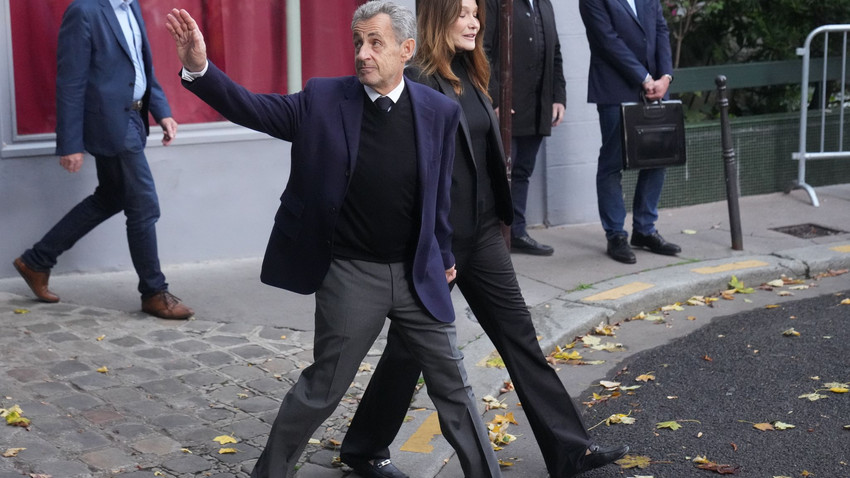Sarkozy tritt Haft in Paris an