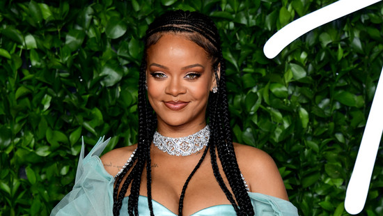 rihanna: neue single 'lift me up'