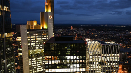 Bericht: Bis zu 4.000 Jobs bei Commerzbank in Gefahr