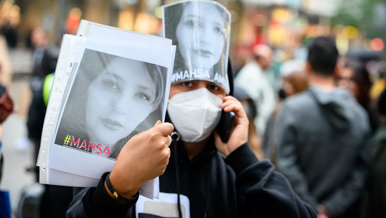 Amnesty: Kinder bei Protesten im Iran grausam gefoltert