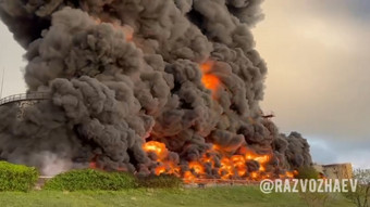 Ukrainischer Drohnenangriff? Wieder russisches Tanklager in Flammen