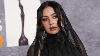 Charli xcx: Hauptrolle in "Narnia"-Verfilmung?