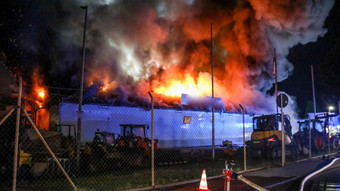 Millionenschaden in Fulda: Gewerbehalle im Industriegebiet in Flammen