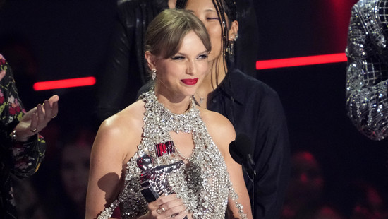 taylor swift: sahnt ab bei people's choice awards!