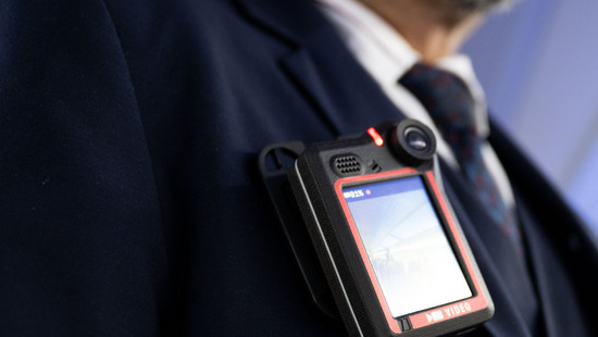Bahn stattet Bahnhofspersonal mit Bodycams aus