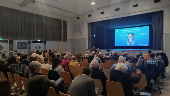 Polizei zeigt Tatwaffen-Nachbau: Neue Hinweise nach Bluttat Erlensee