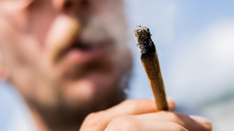 Wegen Cannabis-Freigabe: Hessens Justiz prüft 190.000 Verfahren