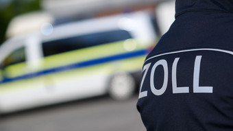 500.000 Euro in bar: Razzia gegen organisierte Schwarzarbeit
