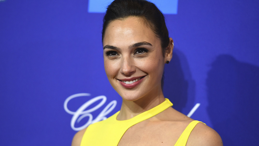 Gal Gadot Singt Imagine In Isolation Planetradiode 