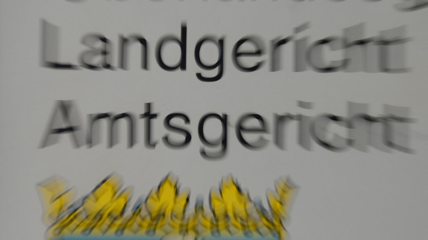 Prozessauftakt in Frankfurt: Jagd auf Pädokriminelle