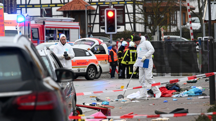 Kirchen läuten zum Gedenken an Volkmarsen-Amokfahrt