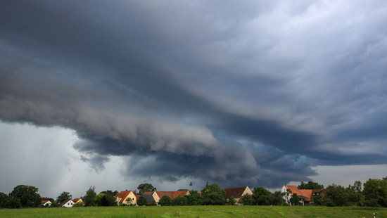 Unwetter in Hessen richten 98 Millionen Euro Schaden an
