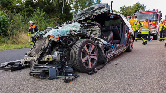 Auto kracht in Stauende: Fahrer stirbt auf A7 bei Kalbach